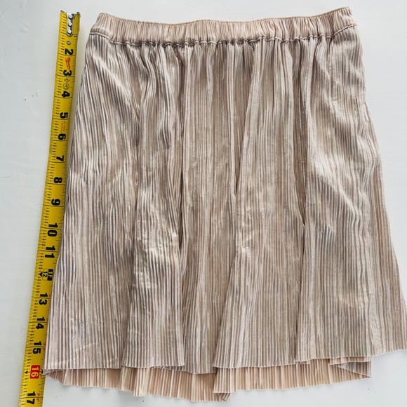 BCBG Gold Metallic Mini Skirt - Picture 3 of 3